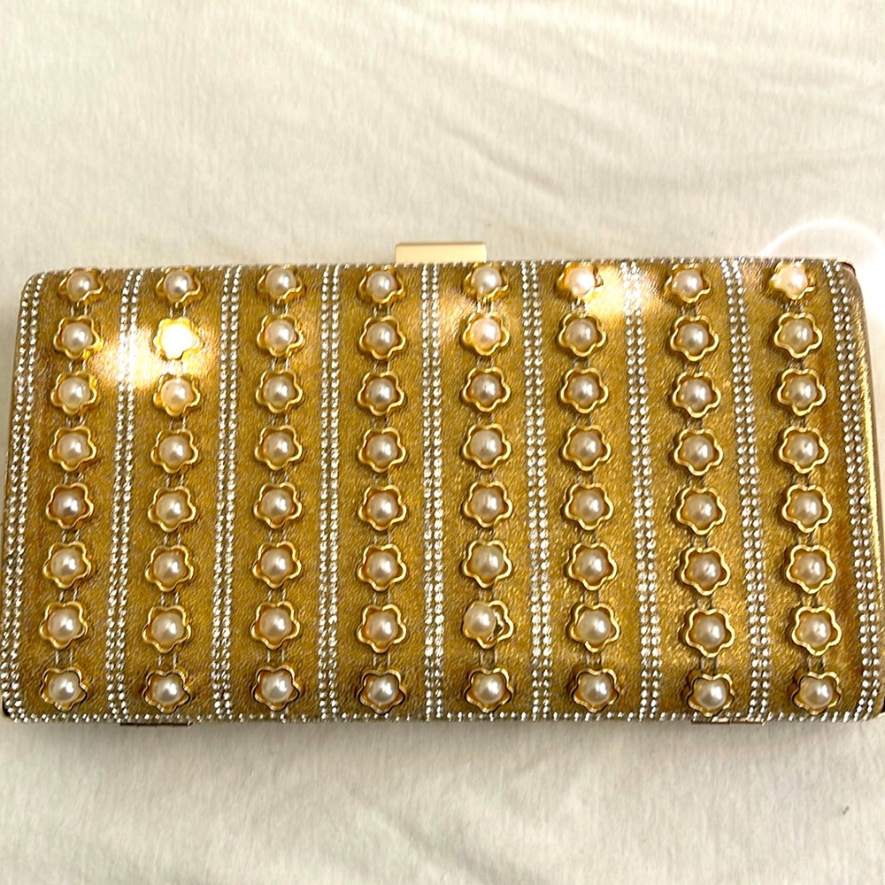 Beautiful brand new party wear hand bag